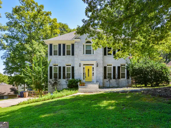 3524 Pine Grove Dr, Douglasville, GA 30135