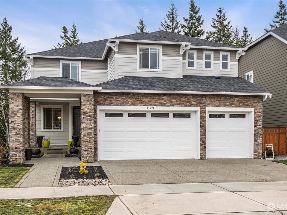 1st image of 13521 196th Avenue E