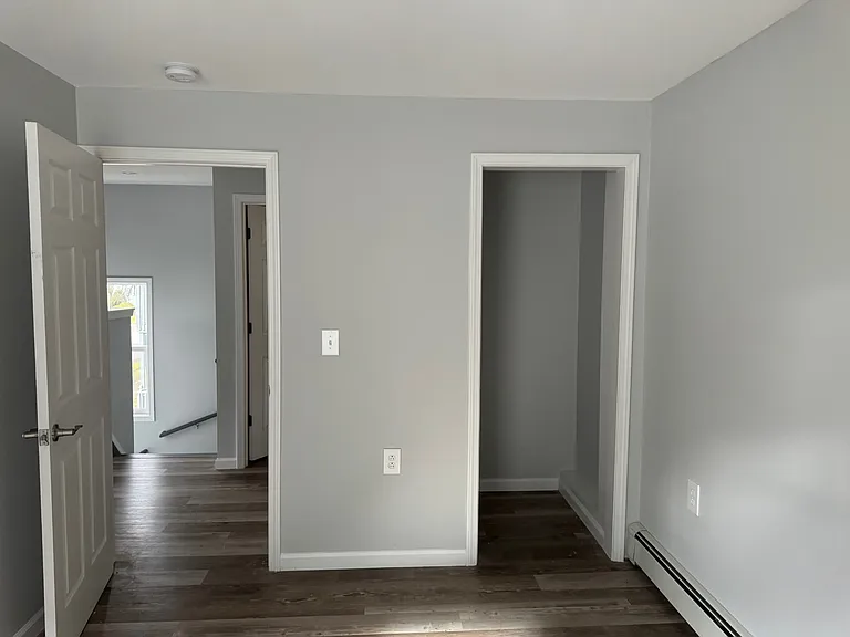 140 N 10th St #2 — Photo 9