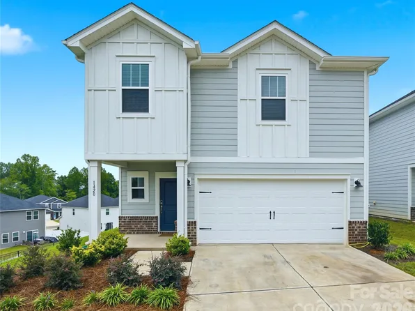 1420 Wildflower St, Newton, NC 28658
