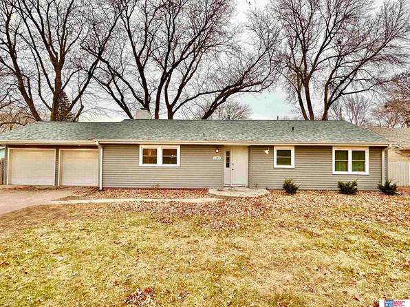1145 N 8th Ave, Seward, NE 68434