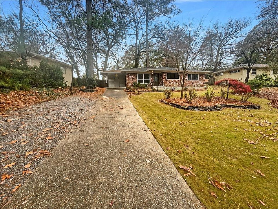 1st image of 3027 Belaire Cir