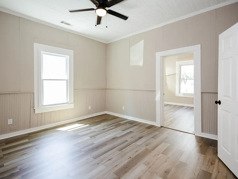 732 Williams St — Photo 40