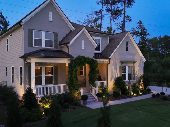 8208 Bella Oak Ct, Wake Forest, NC 27587