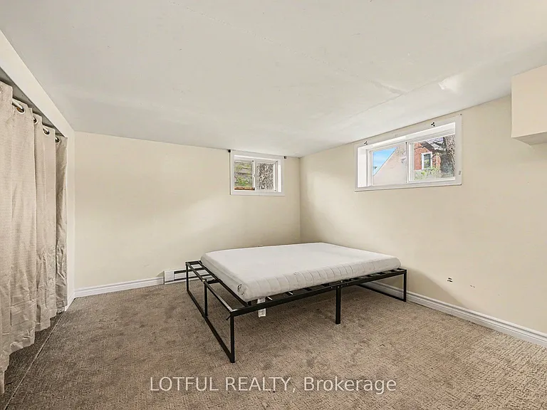 98 Queen Mary St #2 — Photo 10