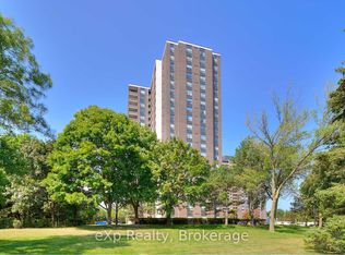 1515 Lakeshore Rd E #1805, Mississauga, ON L5E3E3
