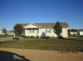 101 McCroy St, Dexter, MO 63841