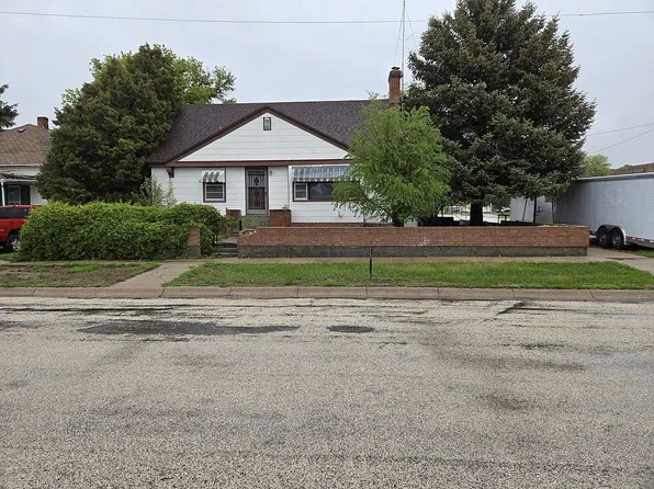 316 Loofborrow St, Rushville, NE 69360