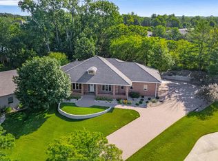 1125 Kinyon Cir, Ames, IA 50010
