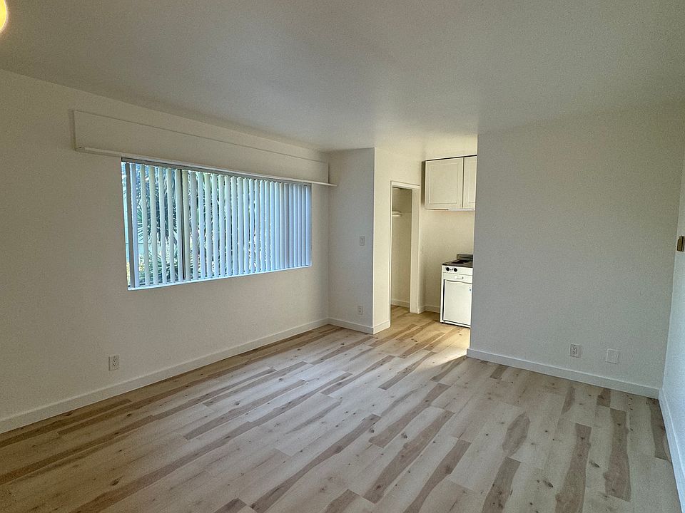 1st image of 123 Park Pl APT 2