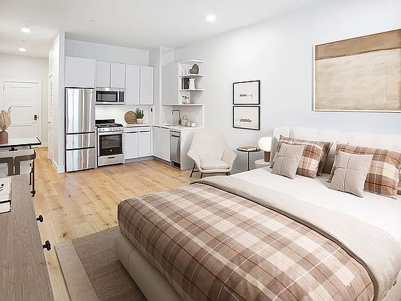 2nd image of 327 Roosevelt Way Unit 2301