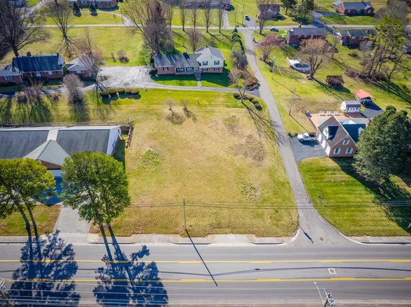E Main St, Lebanon, VA 24266