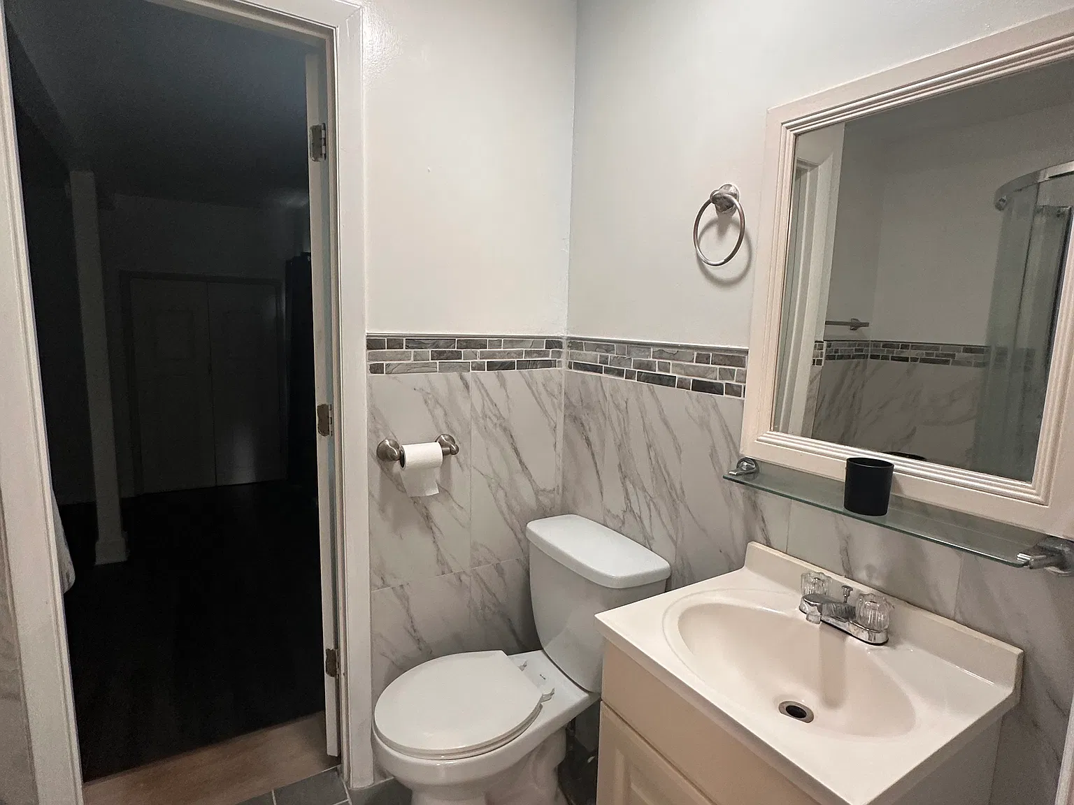 1 bed, $1,200 — Photo 3
