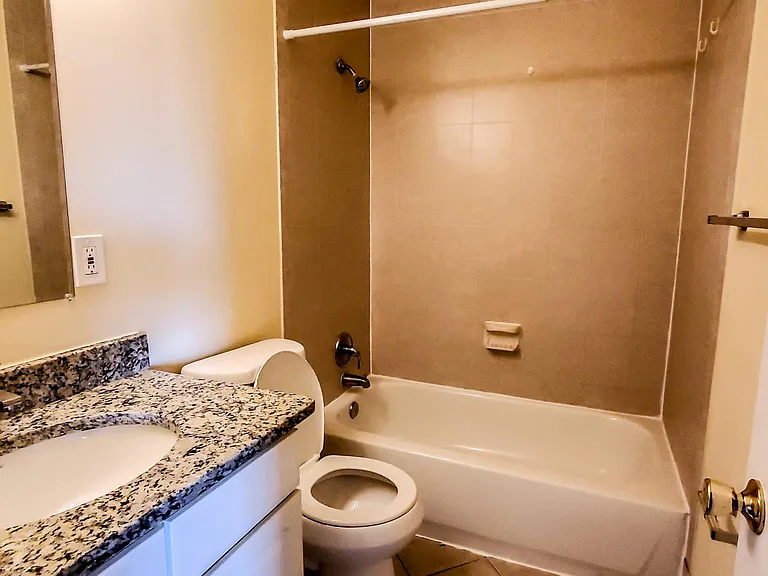 2500 Markham Ln #6 — Photo 18