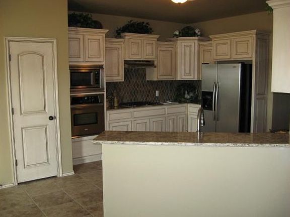 5th image of 12802 Brody Ct