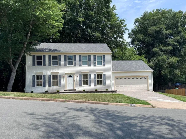 4204 Avon Dr, Dumfries, VA 22025