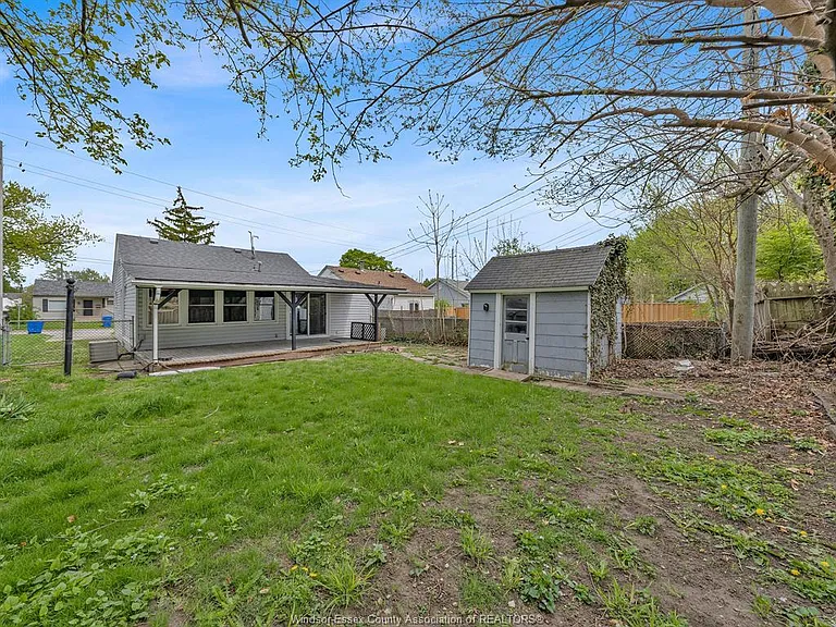 1183 Felix Ave — Photo 32
