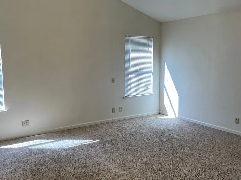 12 Capshaw Ct — Photo 7