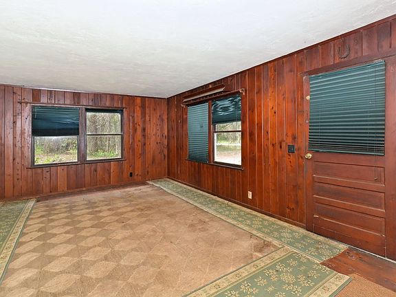 3rd image of 4650 10th Street