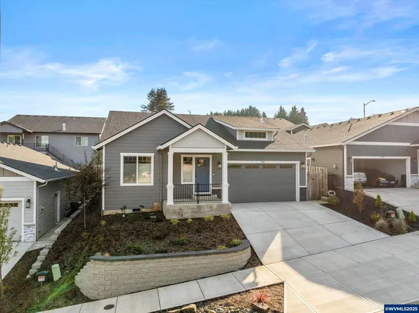 518 Sarah Renee Ave SE, Salem, OR 97306