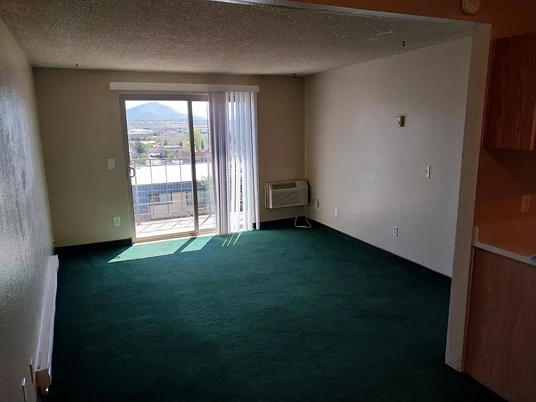 345 N 5th St #71 — Photo 8