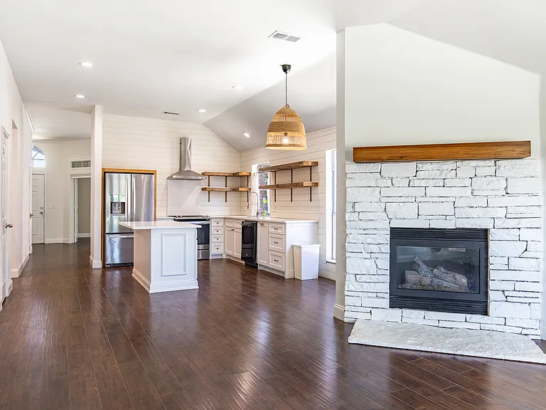 11388 Blackhawk Dr — Photo 16