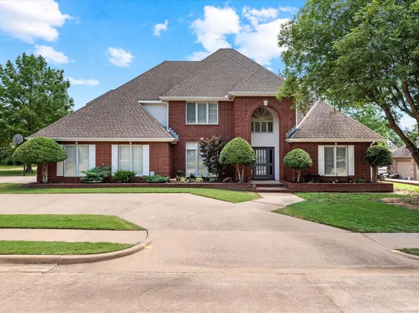 2412 Shady Grove Ct, Bartlesville, OK 74006