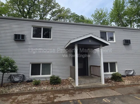 5858 Red Arrow Hwy #A2, Stevensville, MI 49127