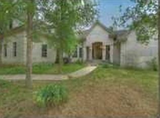 189 Sabine Dr, Cedar Creek, TX 78612