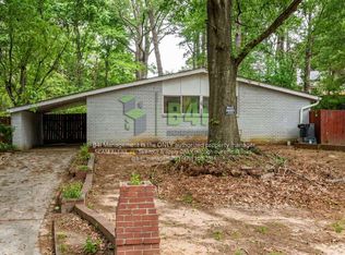 6658 Westfield Dr, Riverdale, GA 30274