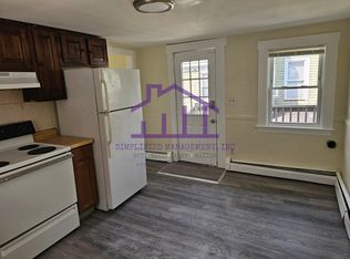 31 Market St #B, Somersworth, NH 03878