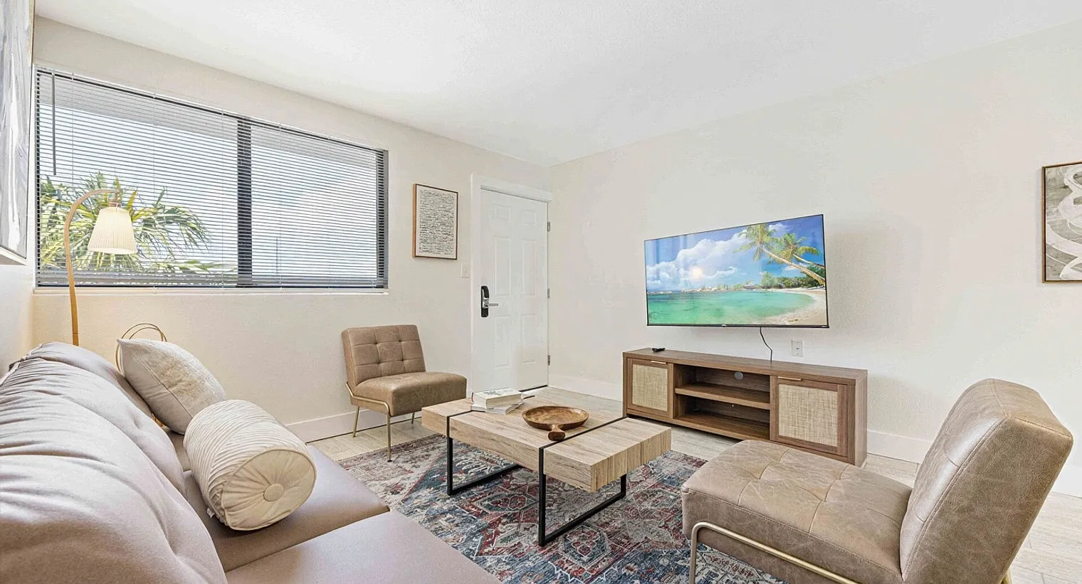 1 bed, 1.0 bath, 10763 sqft, $3,701 — Photo 4