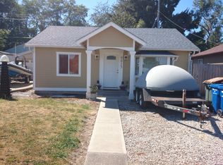 9813 34th Ave SW, Seattle, WA 98126