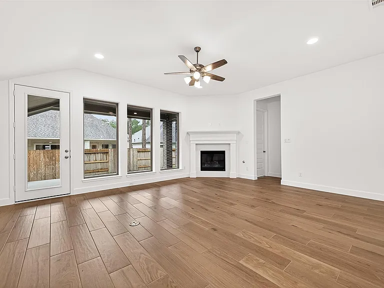 29731 Brushy Gables Dr — Photo 15