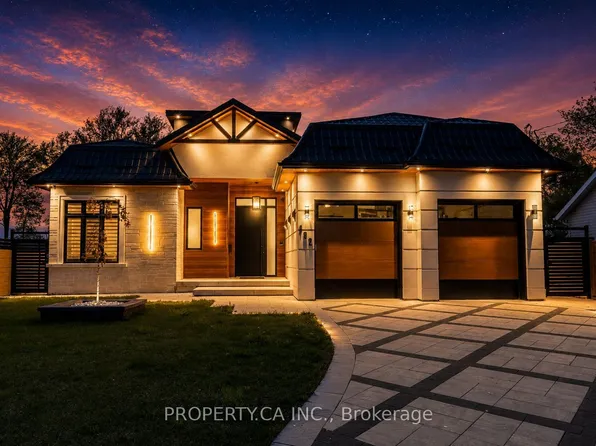 132 Cooks Bay Dr, Georgina, ON L4P 1M7