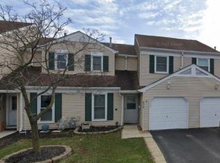 826 Texas Ct, Carol Stream, IL 60188