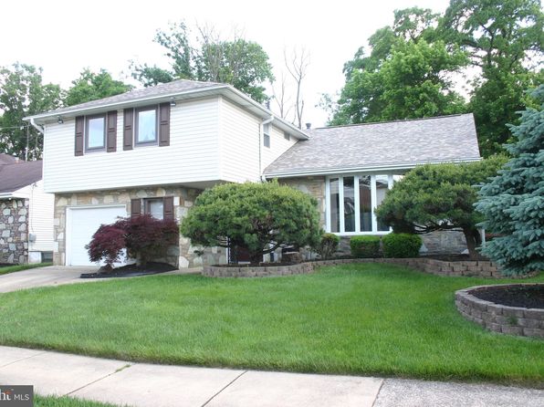 8806 Rising Sun Ave, Philadelphia, PA 19115