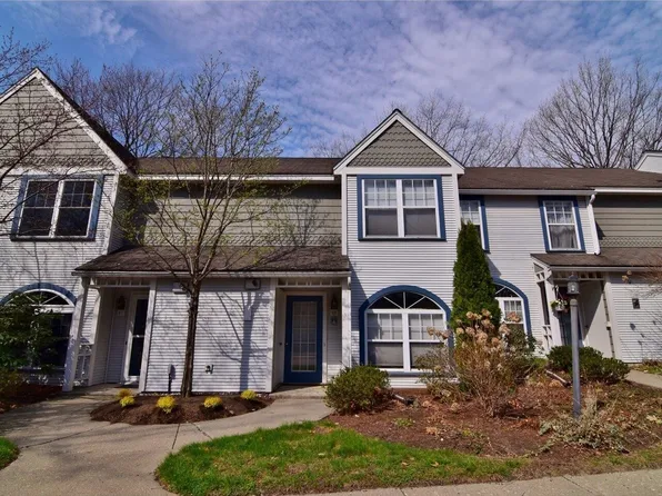 90 Northshore Drive, Burlington, VT 05408