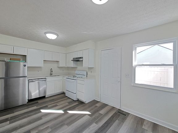 5th image of 2942-2948 Sawdust Ln #2942