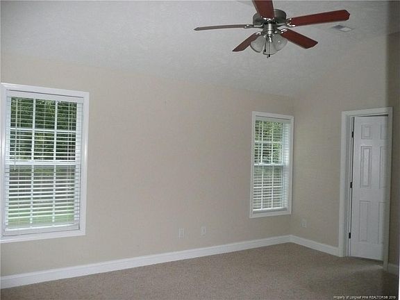 5th image of 144 Belle Chase Dr