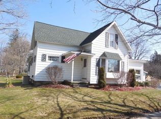 117 Lakeview Ave, Lakewood, NY 14750