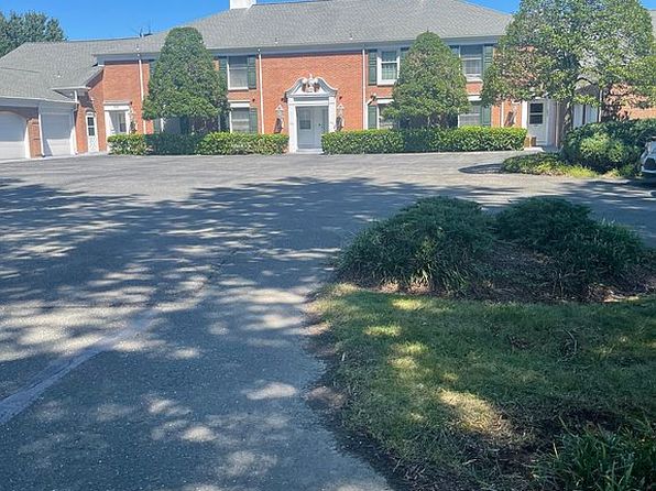 9545 Quail Hollow Dr APT 204