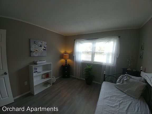3rd image of 500 Shalter Ave APT A306