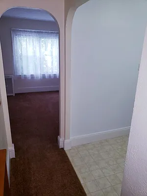 Rented by Metro Garden Realty NYC | media 9