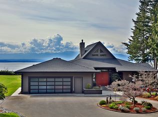 6806 Sills Rd, Clinton, WA 98236