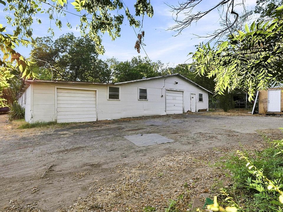 2nd image of 1705 Morse St