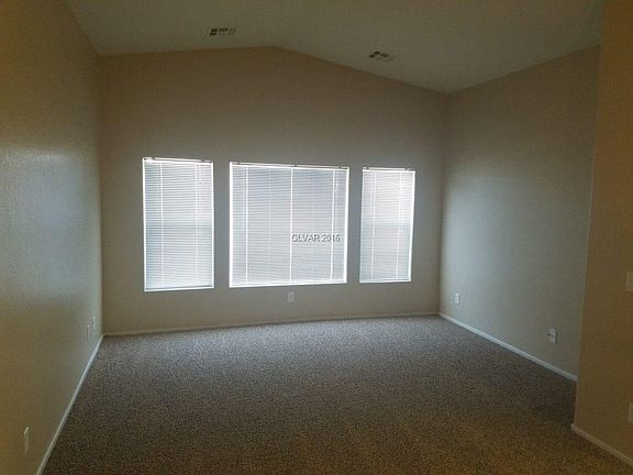 3rd image of 6531 Ozzie Harriet Ave Unit 101