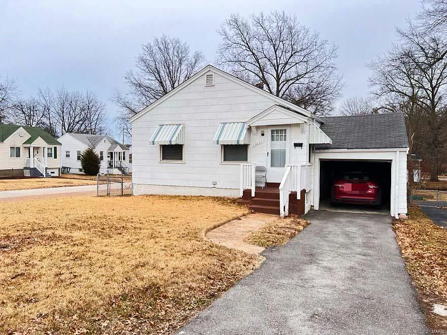5644 Curry Ave photo 1