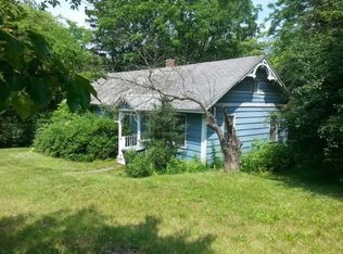 1308 E Lake Shore Dr, Twin Lakes, WI