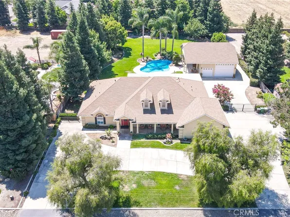 5233 Queen Elizabeth Dr, Atwater, CA 95301